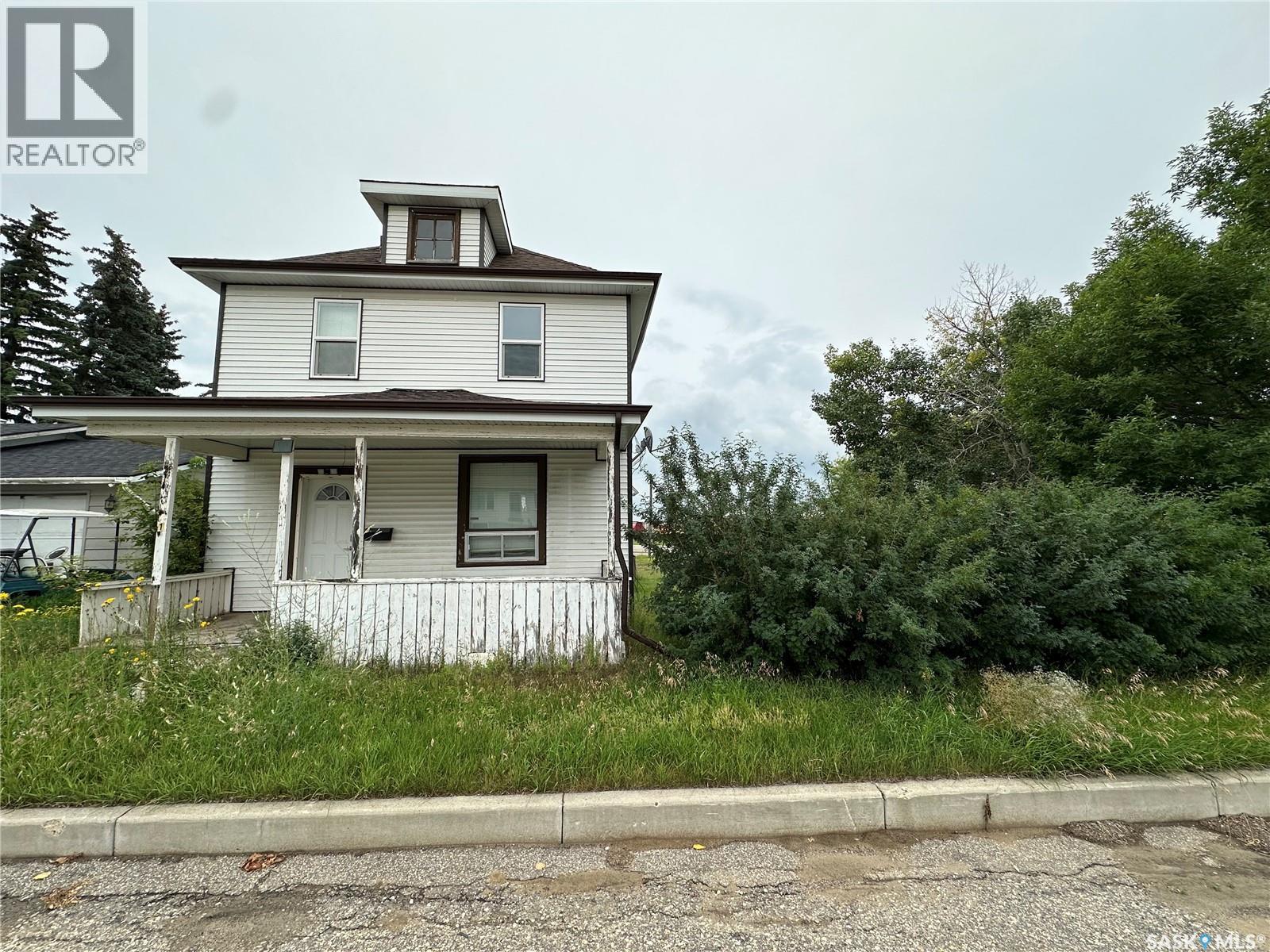 101 2 Street West, Delisle, SK S0L 0P0