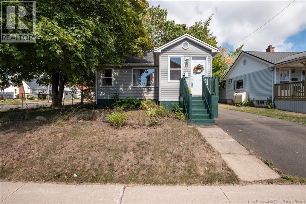 133 Sherrard Ave, Moncton, NB E1C 3K4