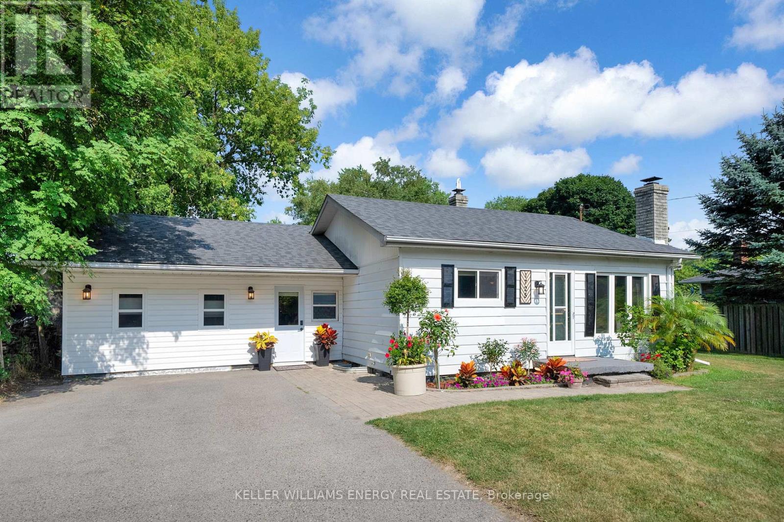 1725 Brownsville Rd, Clarington, ON L1B 1L9