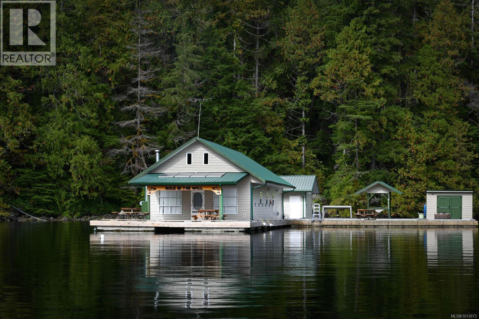 00 Tlupana Inlt, Gold River, BC A1A 1A1