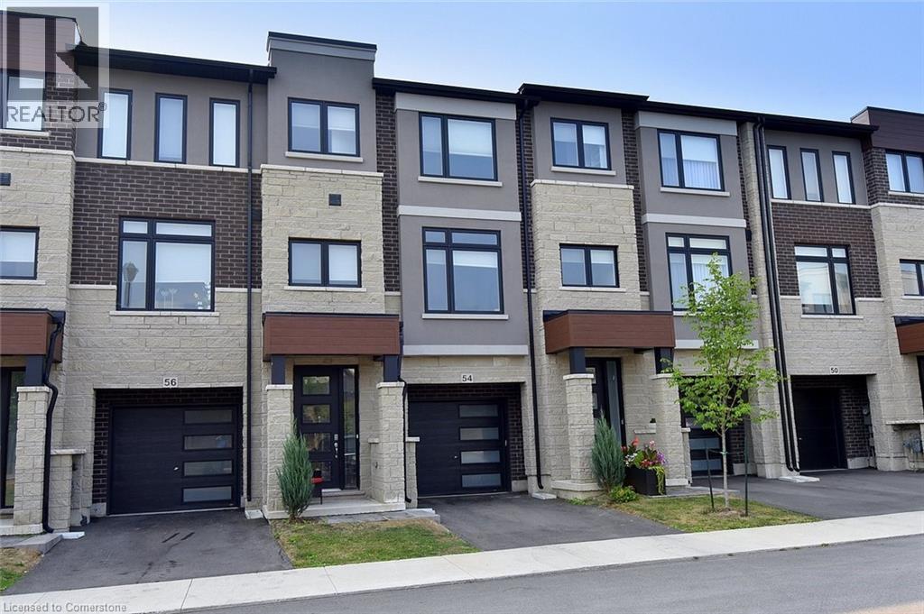 54 Capstone Ln, Hamilton, ON L9C 0E8