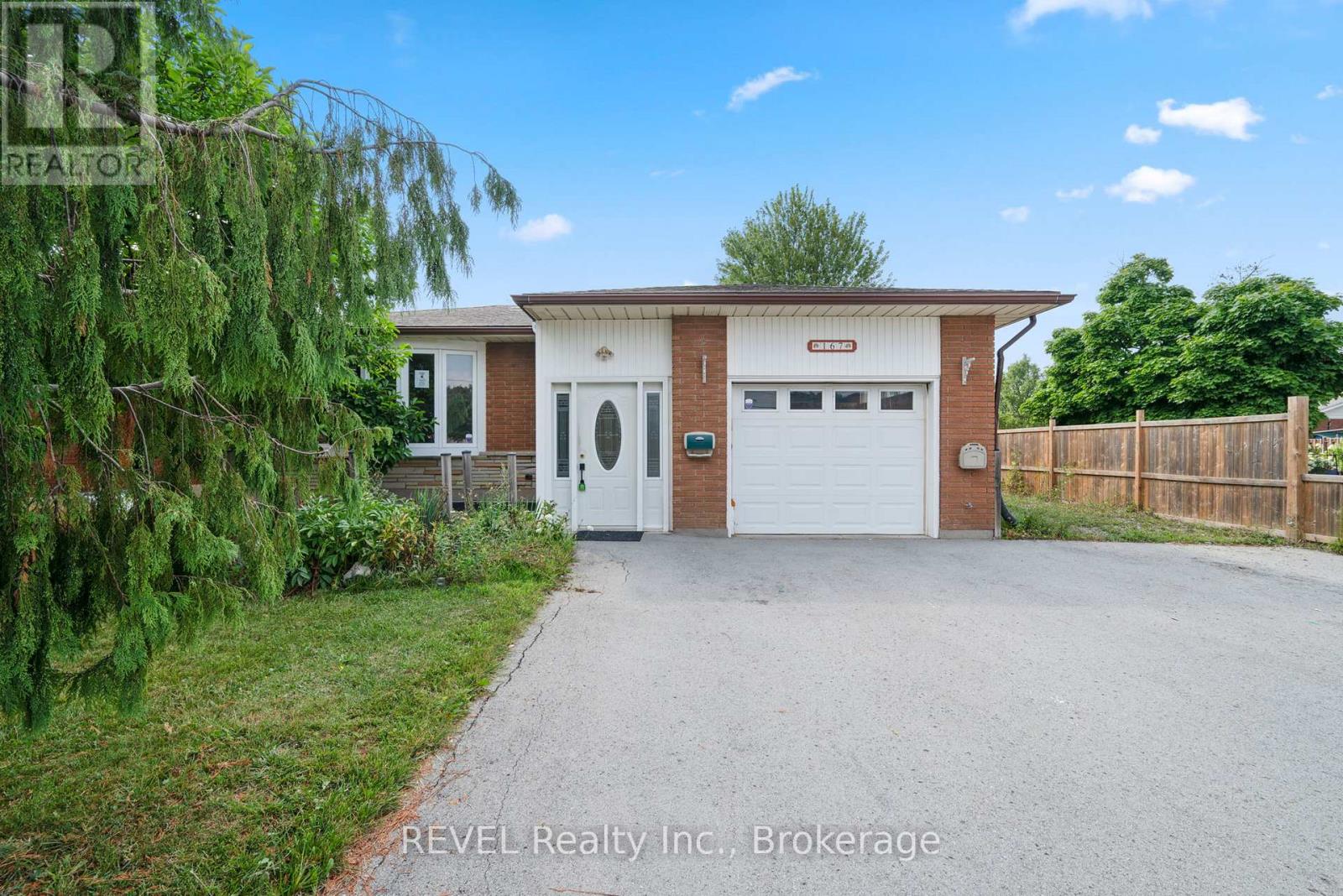 167 Wellington St, Welland, ON L3B 3N2