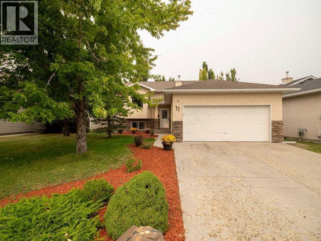 11 Rivercrest Ct W, Lethbridge, AB T1K 7P3