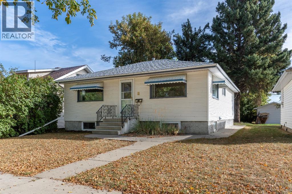 48 Street Unit 5227, Camrose, AB T4V 1M2