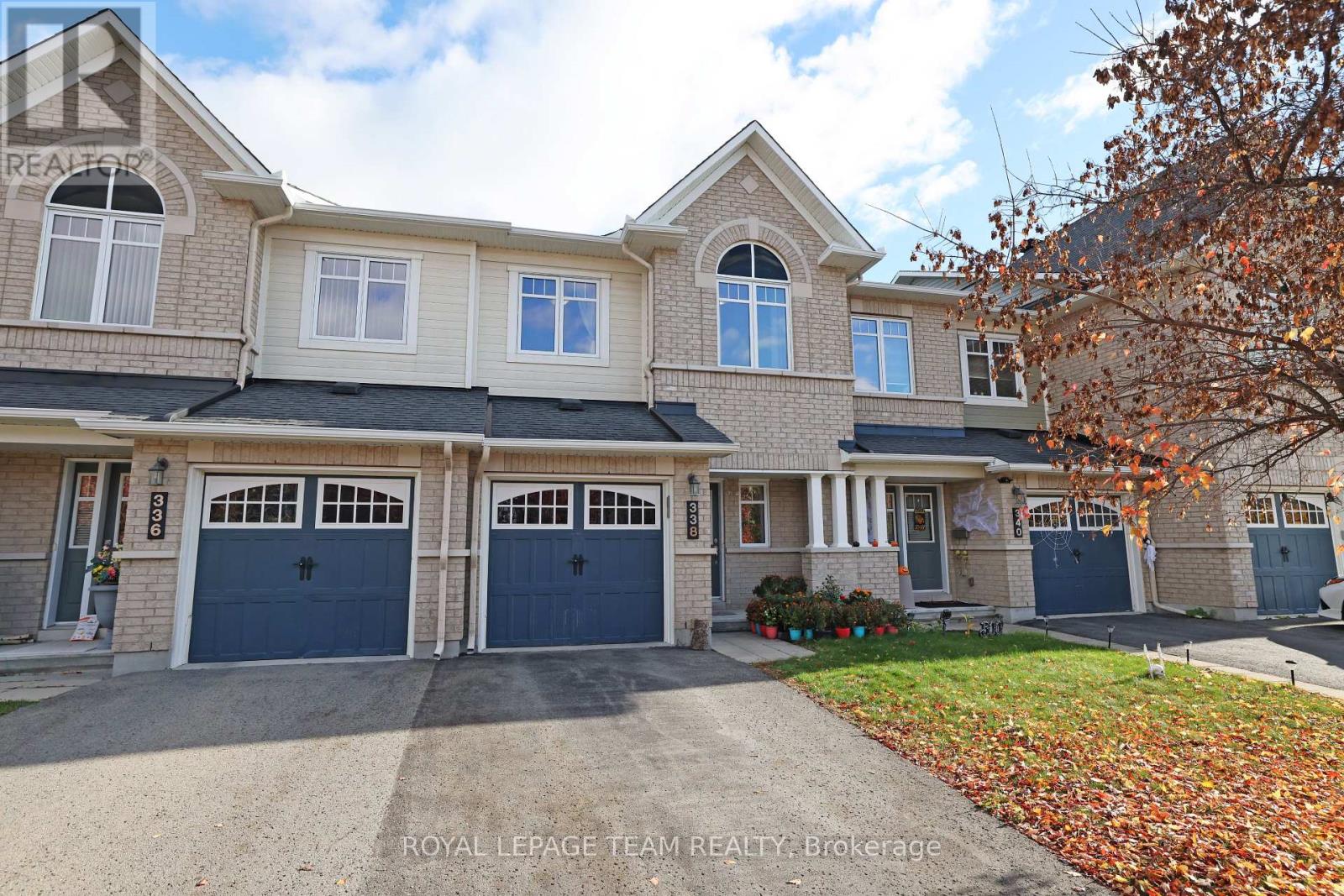 338 Gerry Lalonde Dr, Ottawa, ON K4A 0T7
