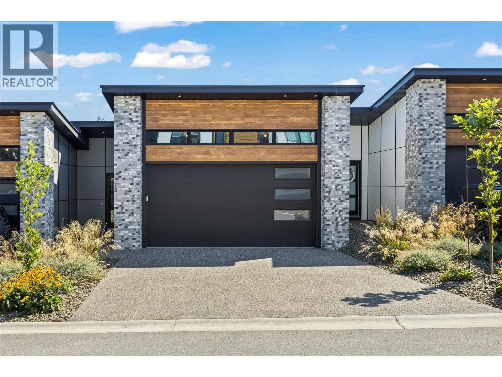 2835 Canyon Crest Drive Unit 2, West Kelowna, BC V4T 0E3