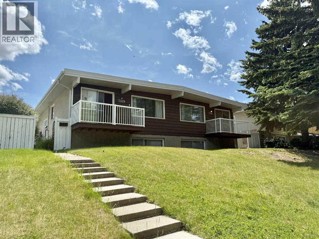 7331 7329 Huntertown Cres NW, Calgary, AB T2K 4K3