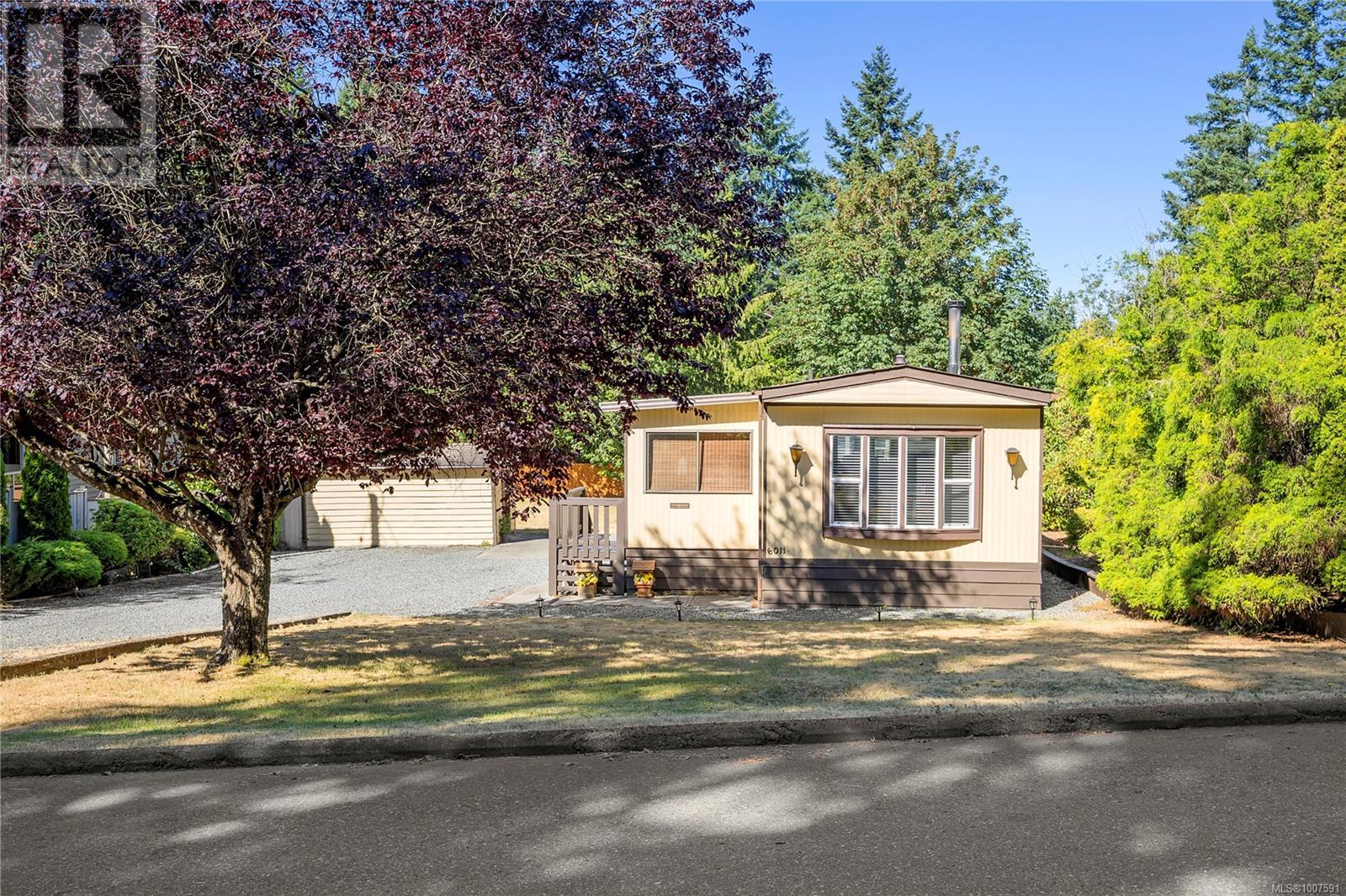 6011 Pine Ridge Cres, Nanaimo, BC V9T 2N8