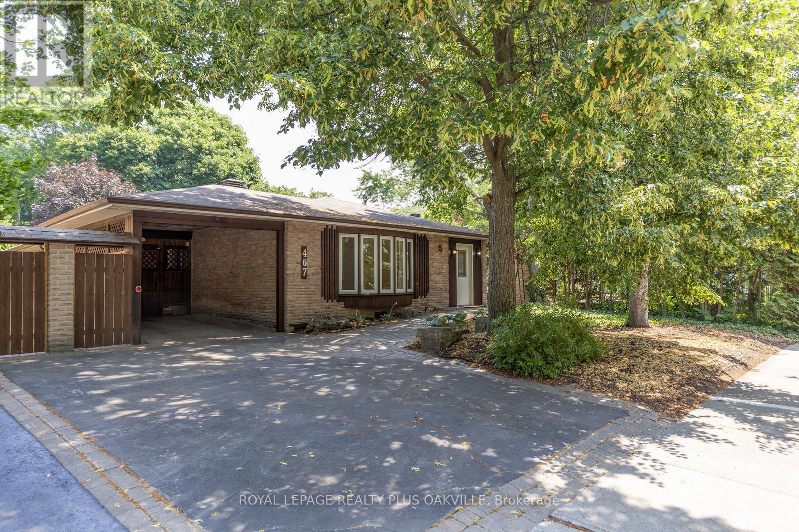 467 Anthony Dr, Oakville, ON L6J 2K6