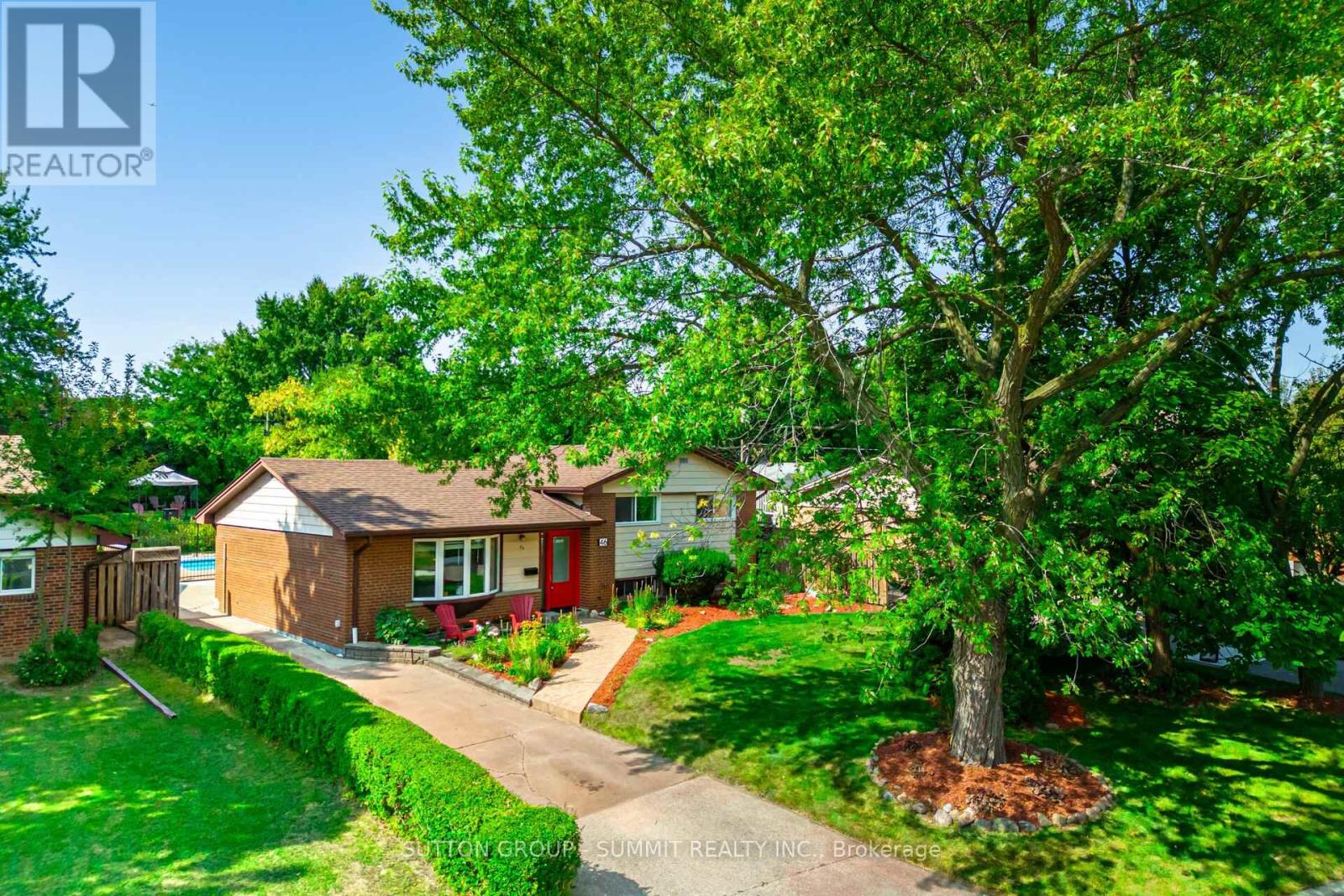 46 Theodore Dr, Mississauga, ON L5M 1E4