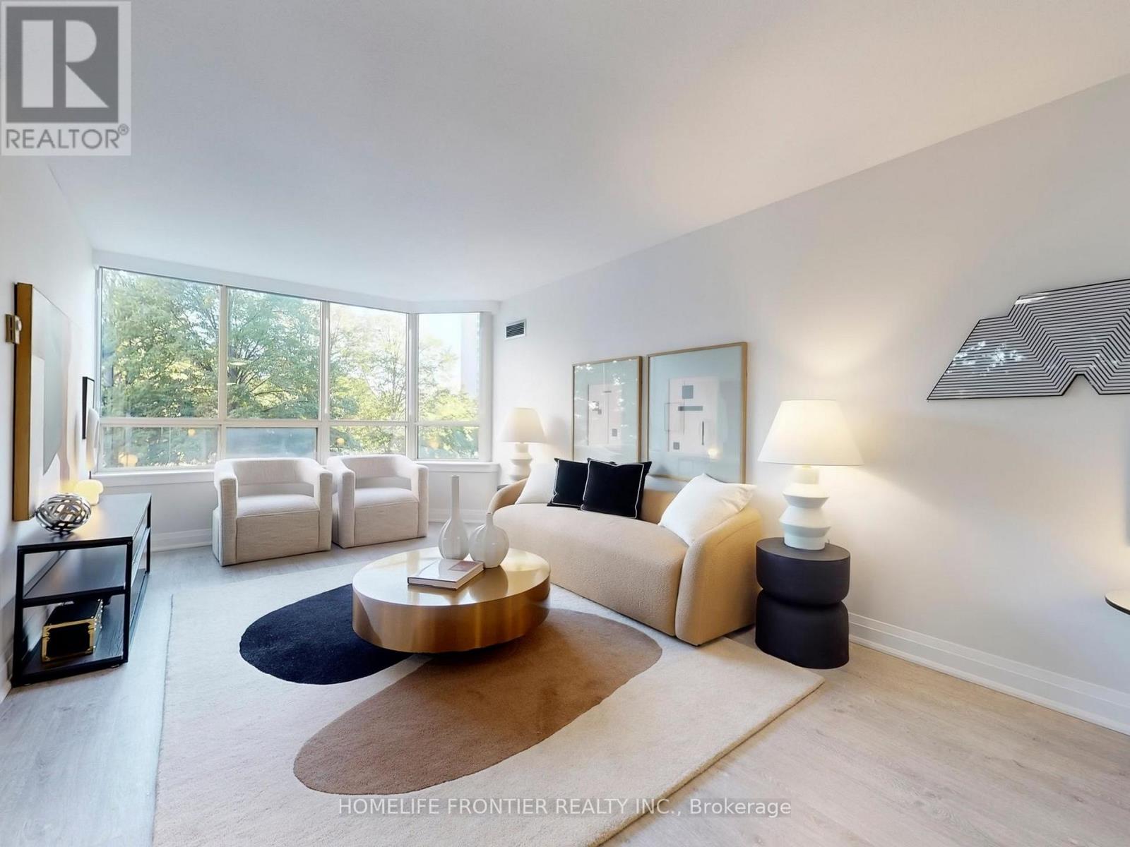 215 175 Bamburgh Cir, Toronto, ON M1W 3X8
