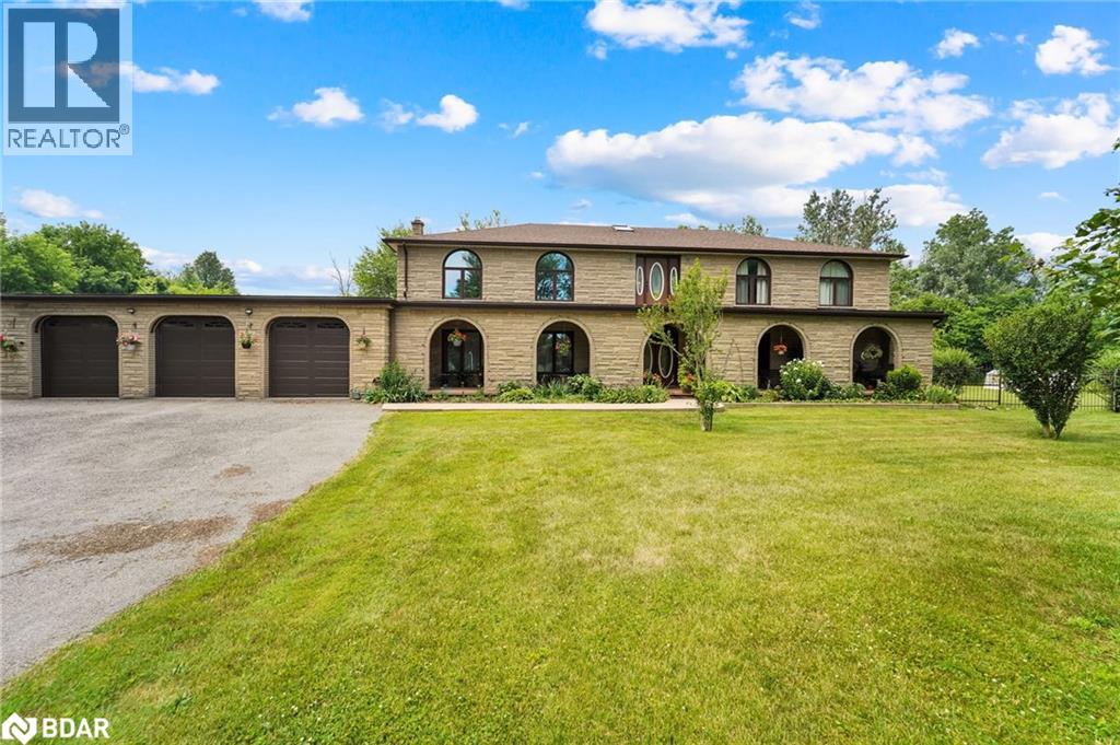805 Centre Rd, Hamilton, ON L8N 2Z7