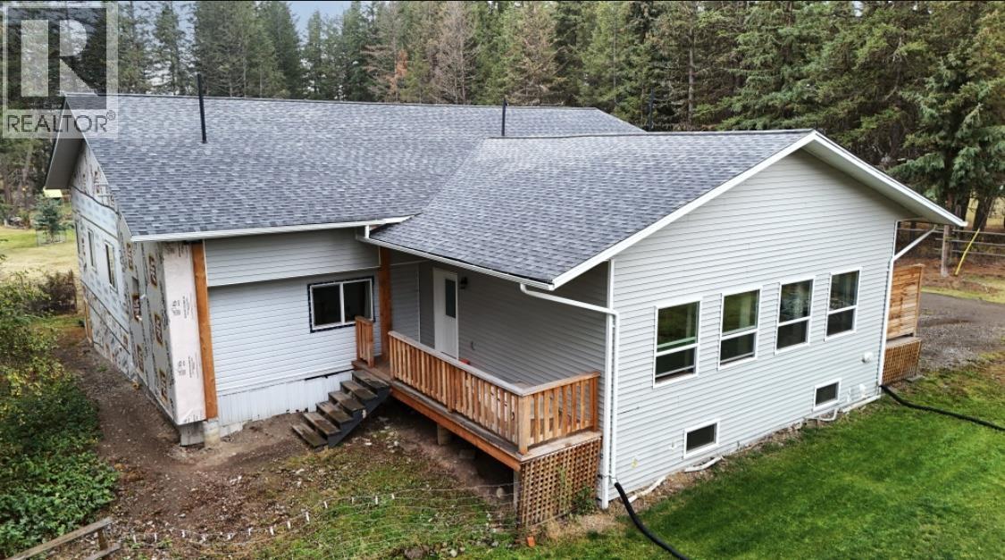 3078 Heinie Place, 150 Mile House, BC V0K 2G0