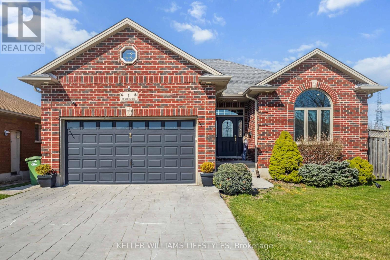 1 Mcgregor Ct, St. Thomas, ON N5P 4H7