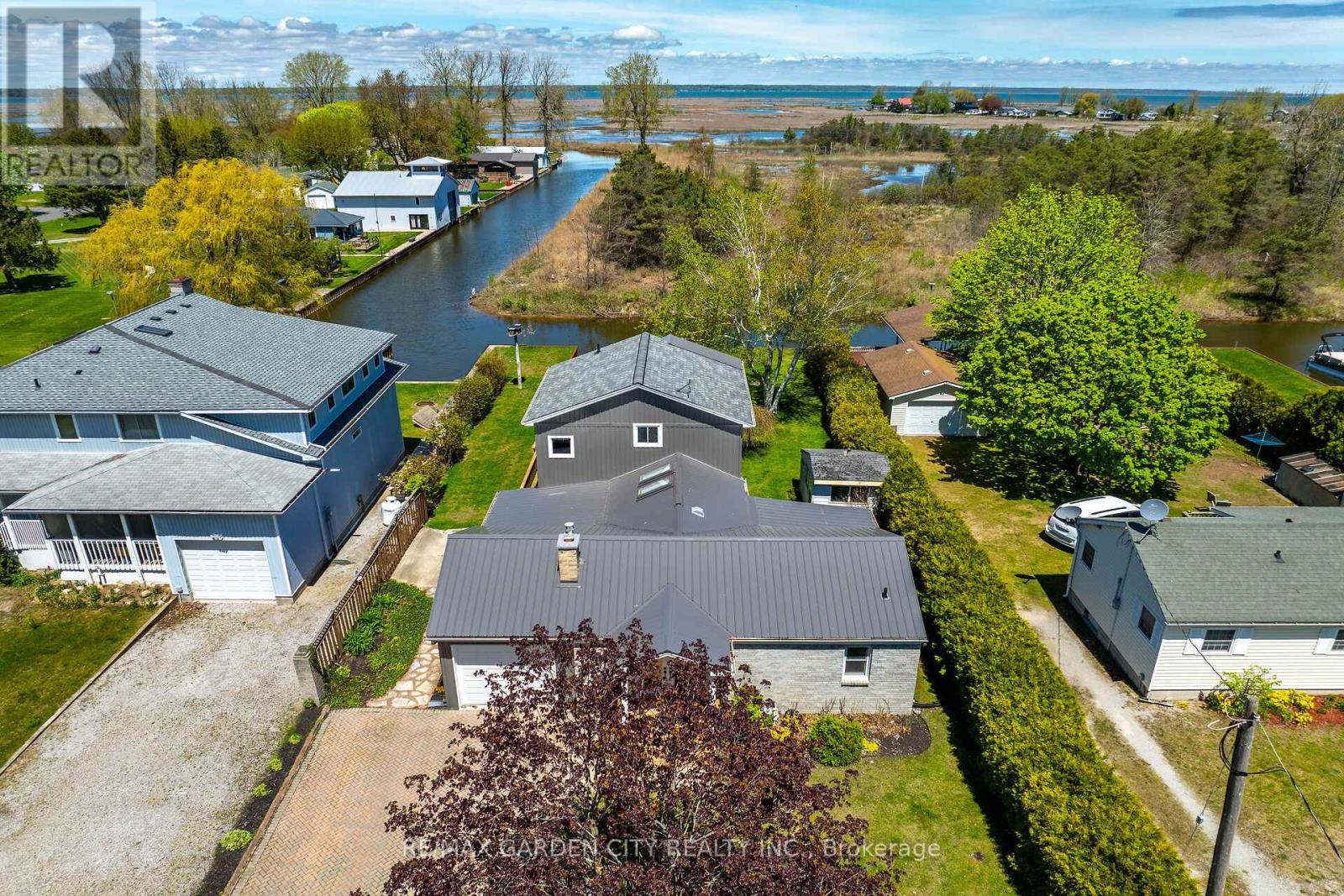 270 Erie Blvd, Norfolk Port Rowan, ON N0E 1M0