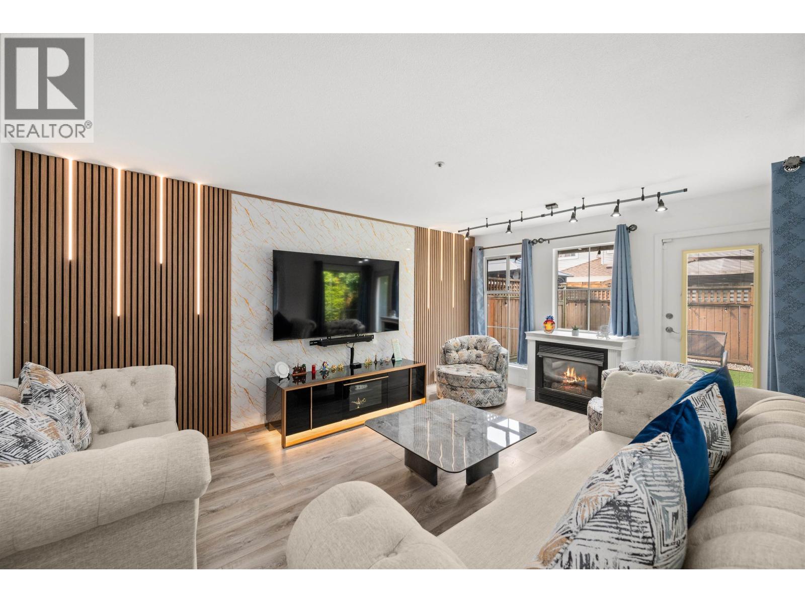 12188 Harris Road Unit 17, Pitt Meadows, BC V3Y 2N3
