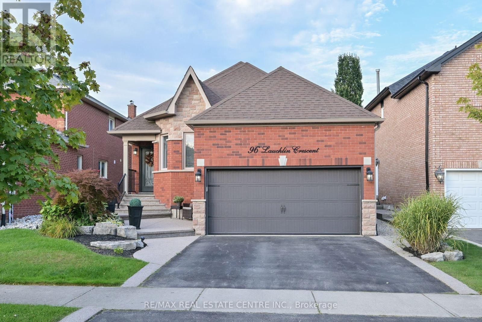 96 Lauchlin Cres, Halton Hills, ON L7G 5R5
