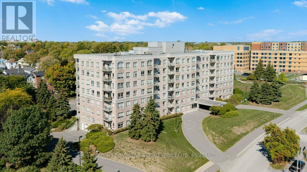 410 350 Wellington St, Kingston, ON K7K 7J7
