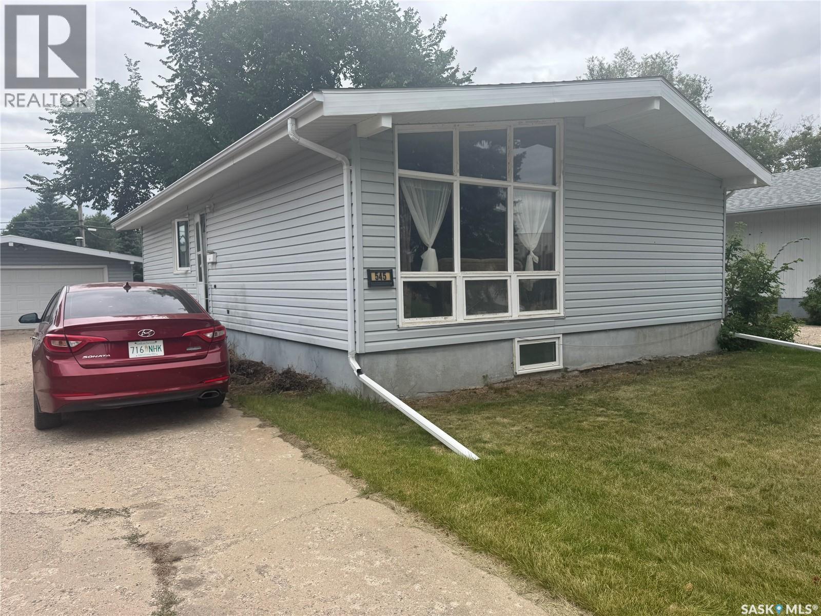 5th Street N Unit 545, Weyburn, SK S4H 0Z9