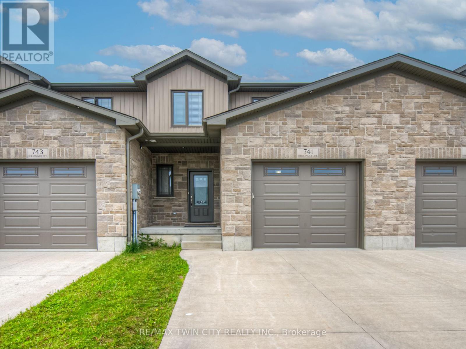 741 Hollinger Ave, North Perth Listowel, ON N4W 0J3