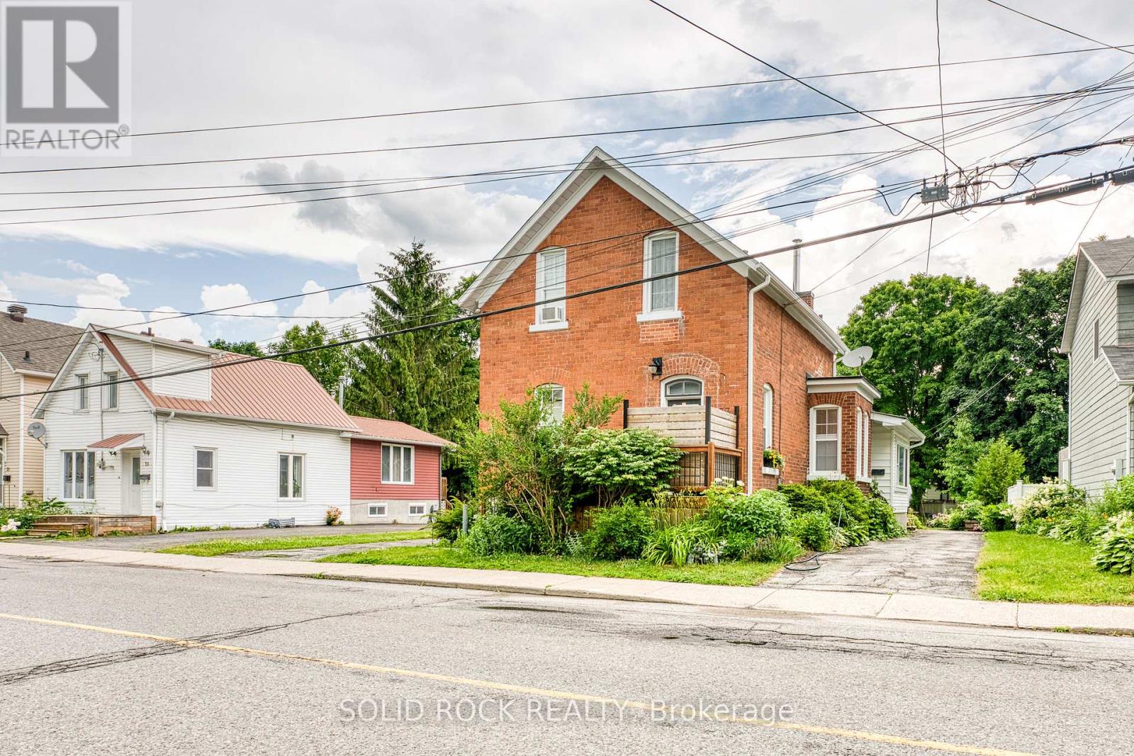 33 And 33b Napoleon St #a, Carleton Place, ON K7C 2X4
