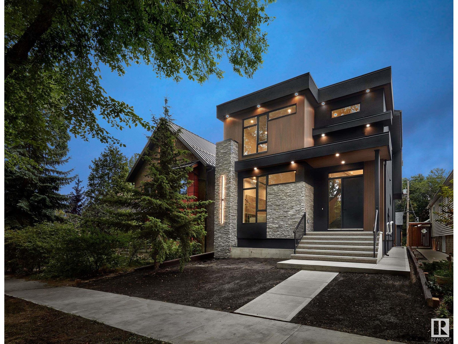 120 St Nw Unit 8318, Edmonton, AB T6G 1X2