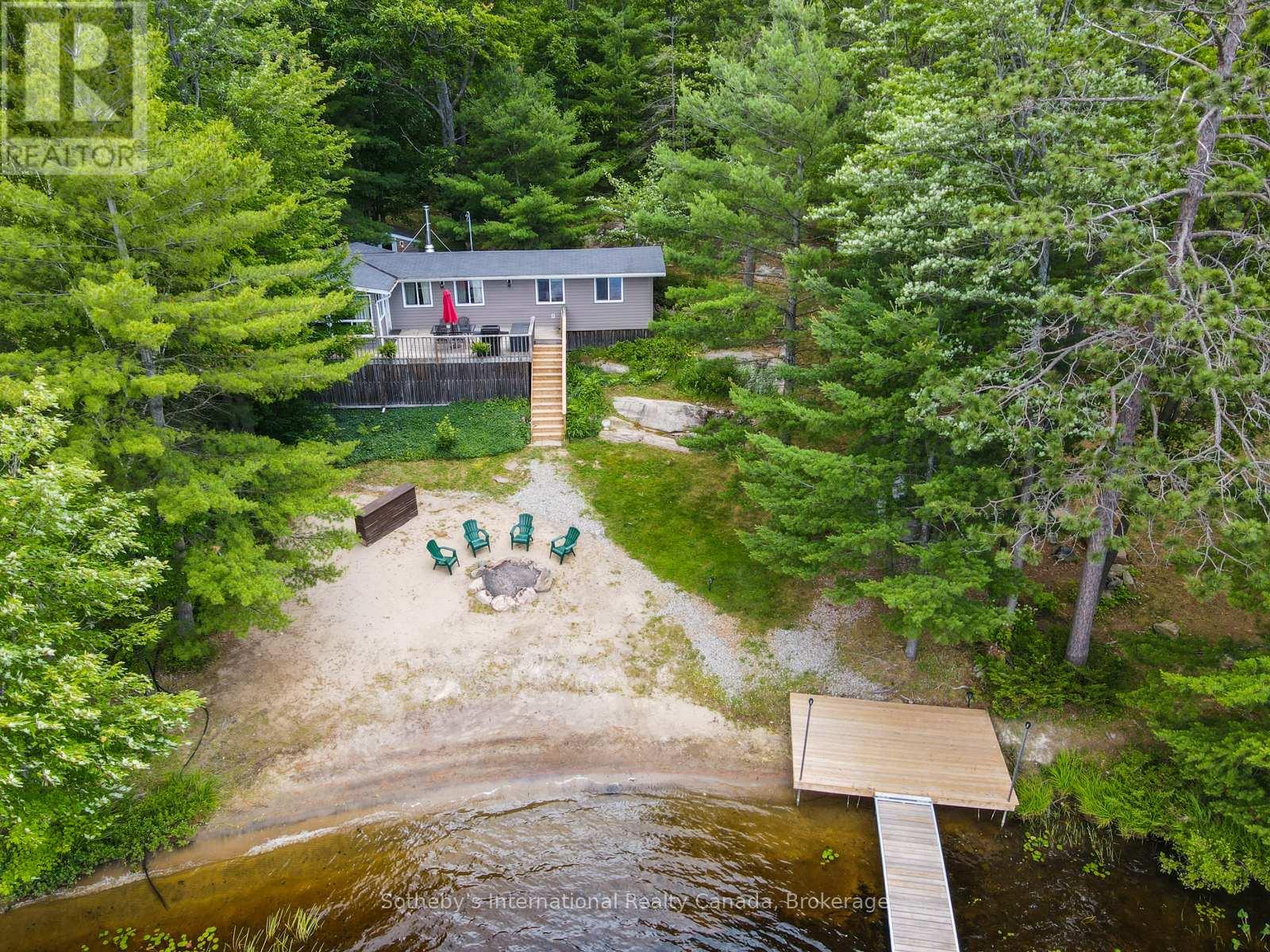1040 Kahshe Lk, Gravenhurst, ON P0E 1G0