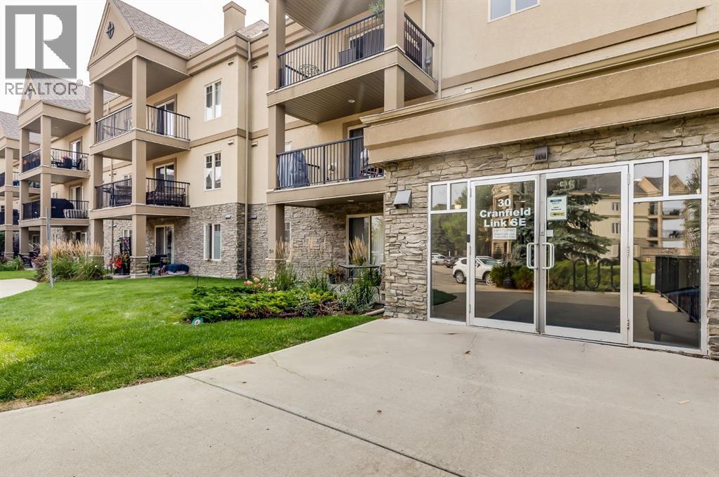 30 Cranfield Unit 212, Calgary, AB T3M 0C4