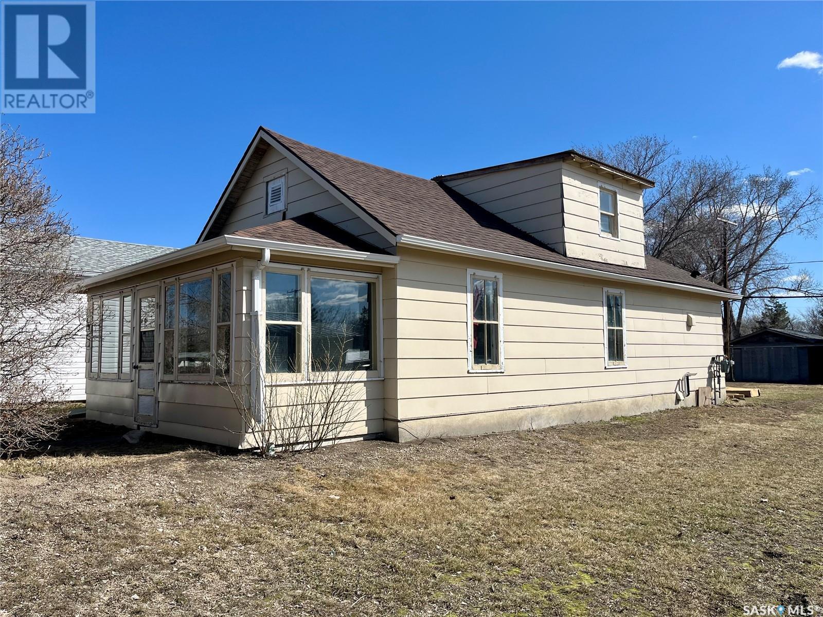 419 Main St, Kipling, SK S0G 2S0