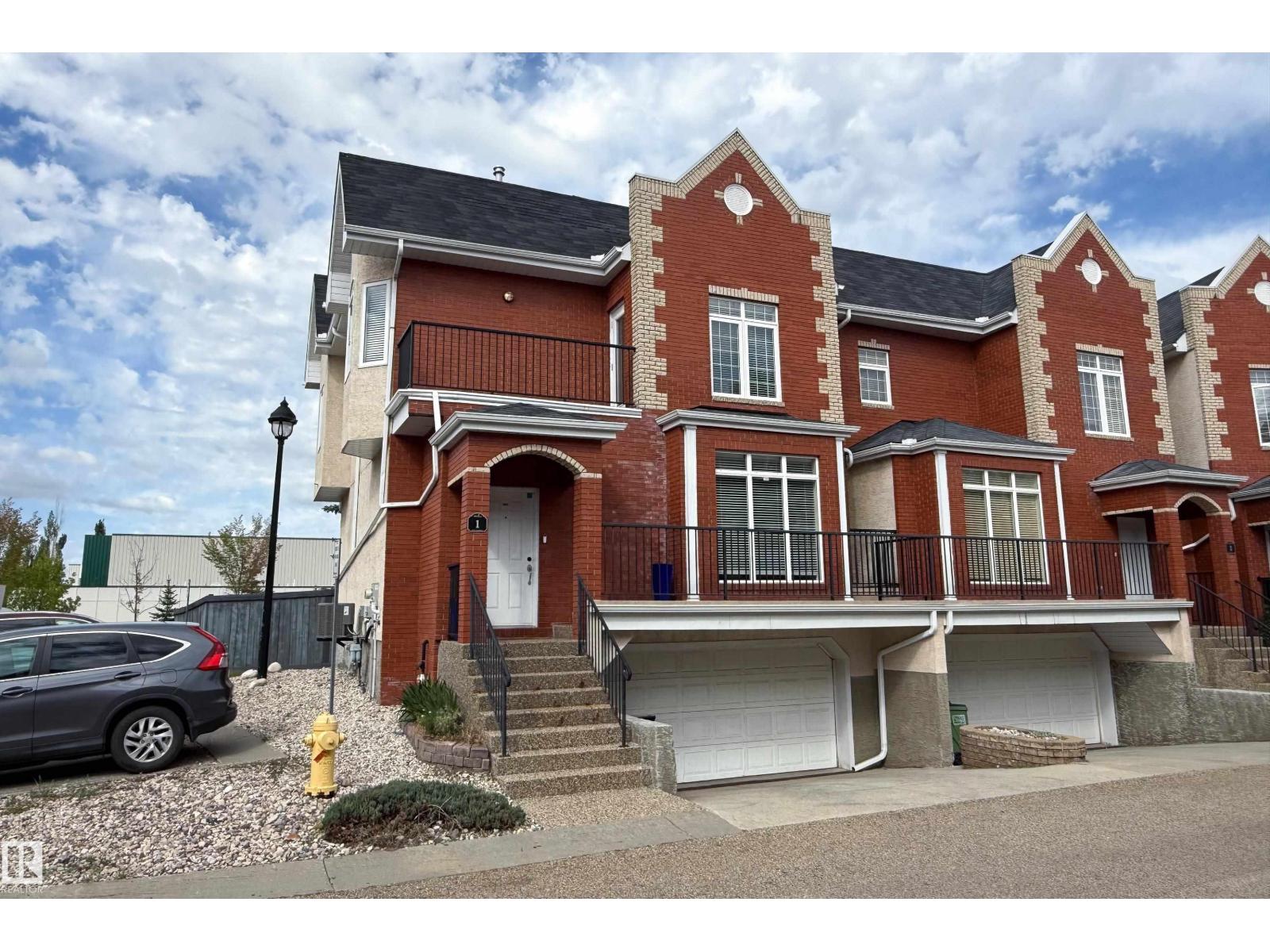 8403 164 Avenue Northwest #unit 1, Edmonton, AB T5Z 3Y2