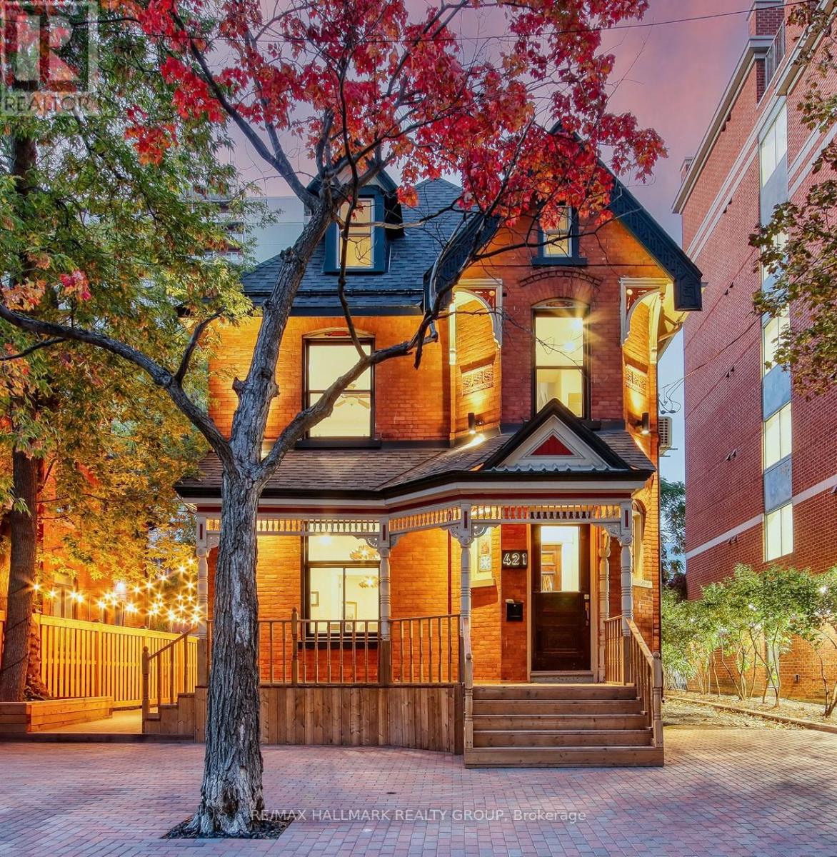 421 Gilmour St, Ottawa, ON K2P 0R5