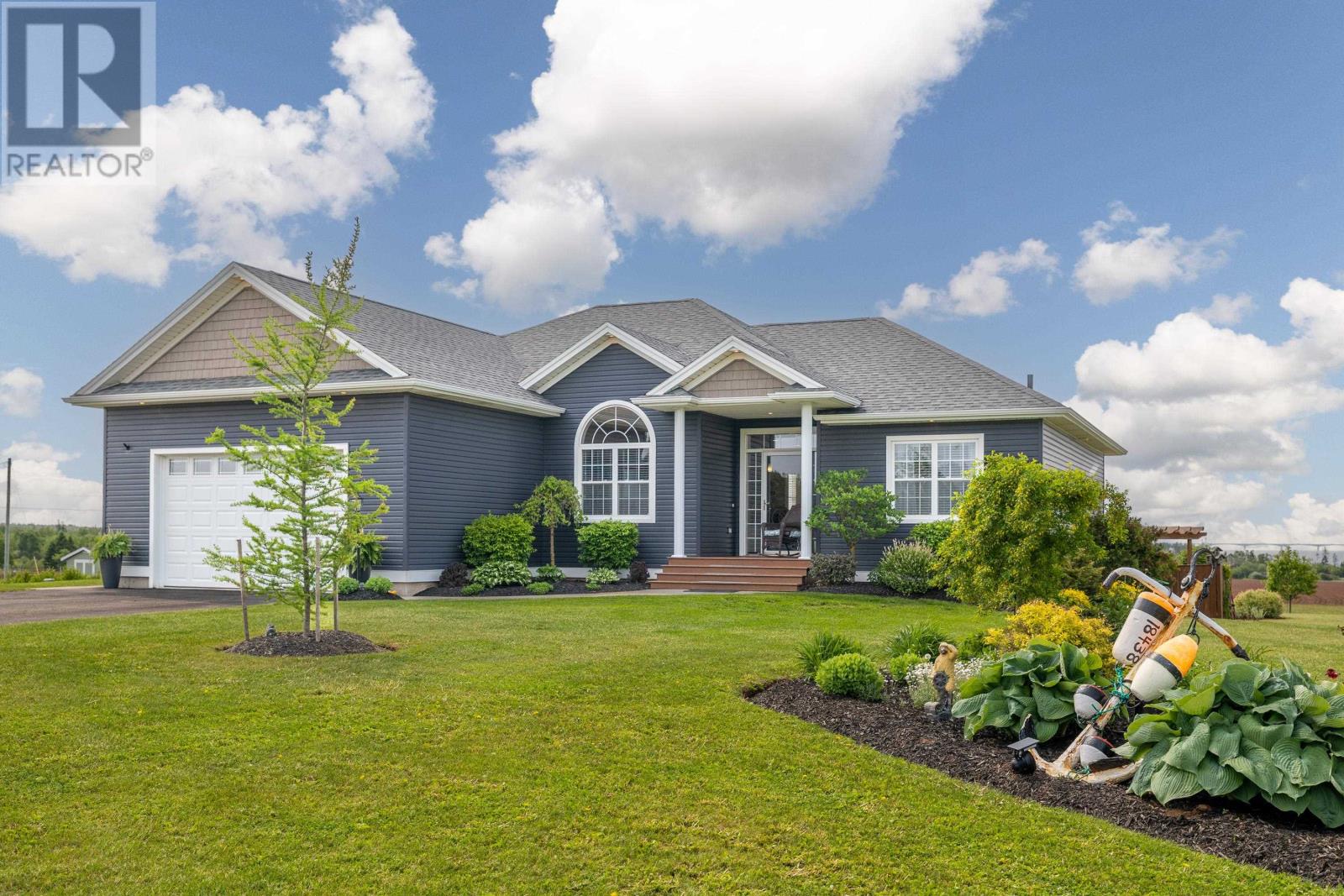 17 Mccardle Rd, Albany, PE C0B 1A0