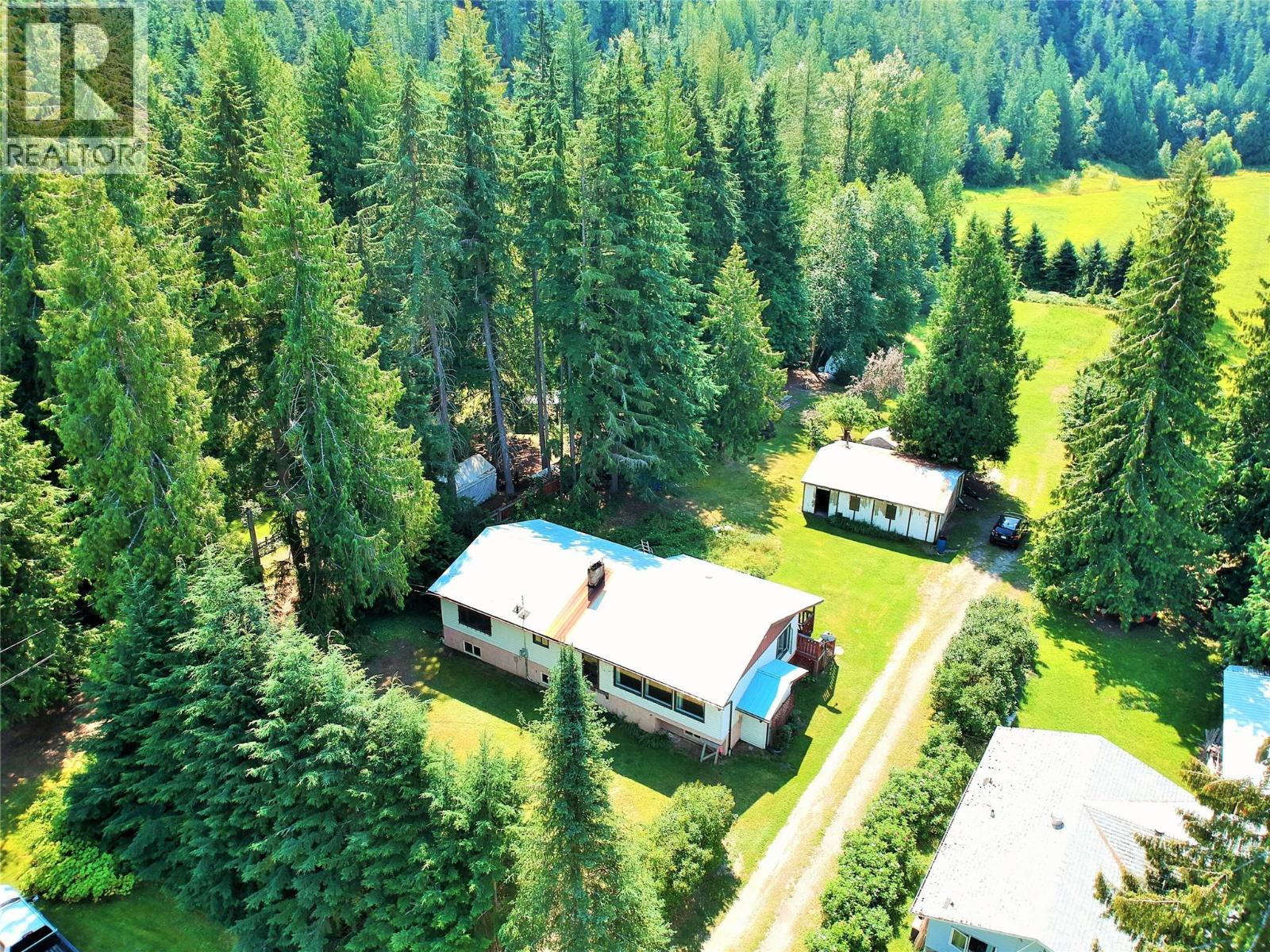 1825 Stepp Pit Rd, Sicamous, BC V0E 2V1