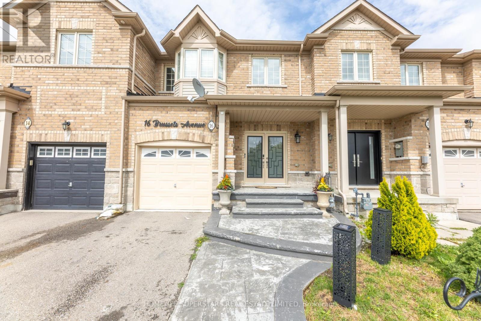 16 Brussels Ave, Brampton, ON L6Z 0A5