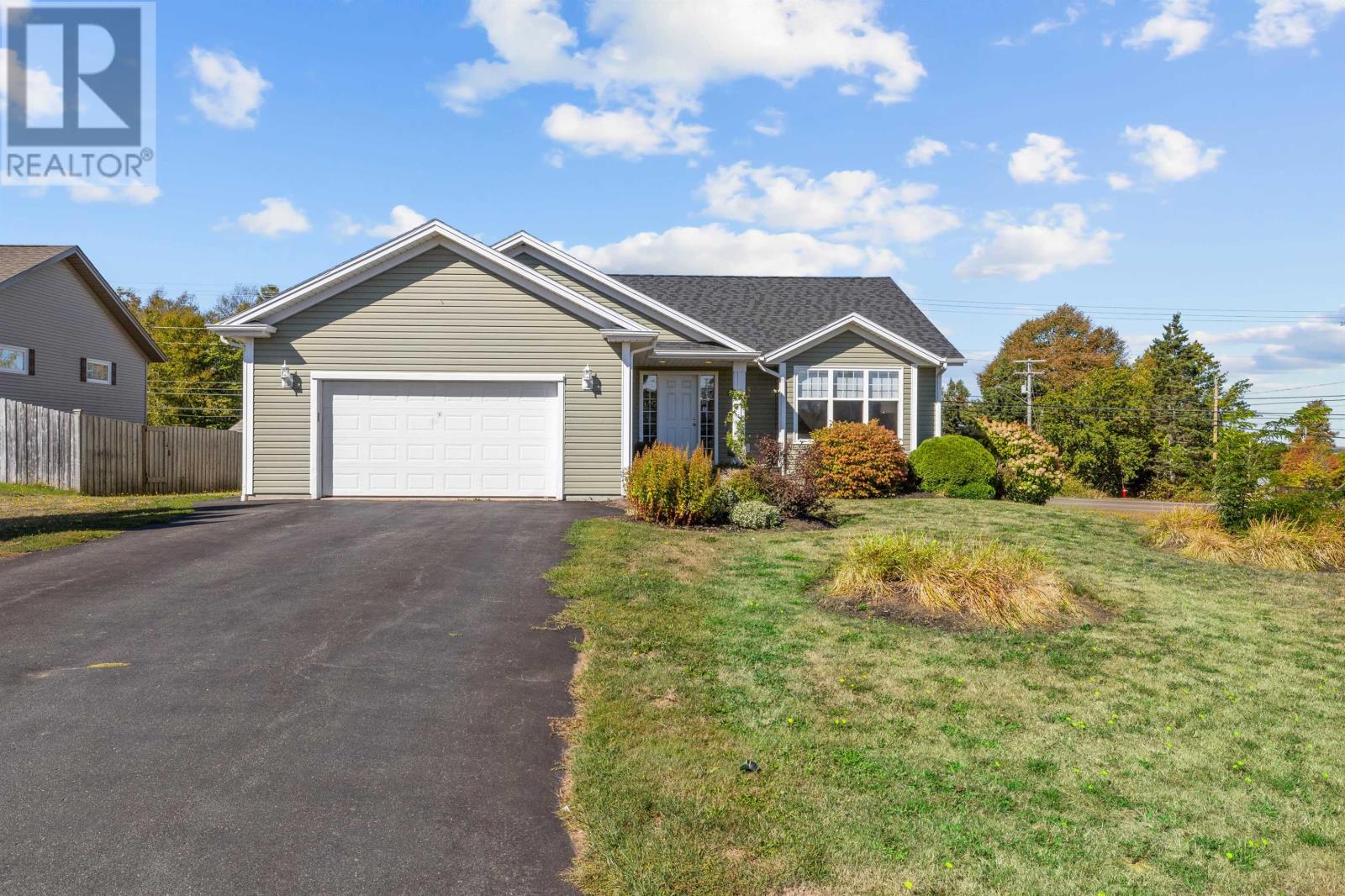 15 Picton Beete Cres, Stratford, PE C1B 0C1