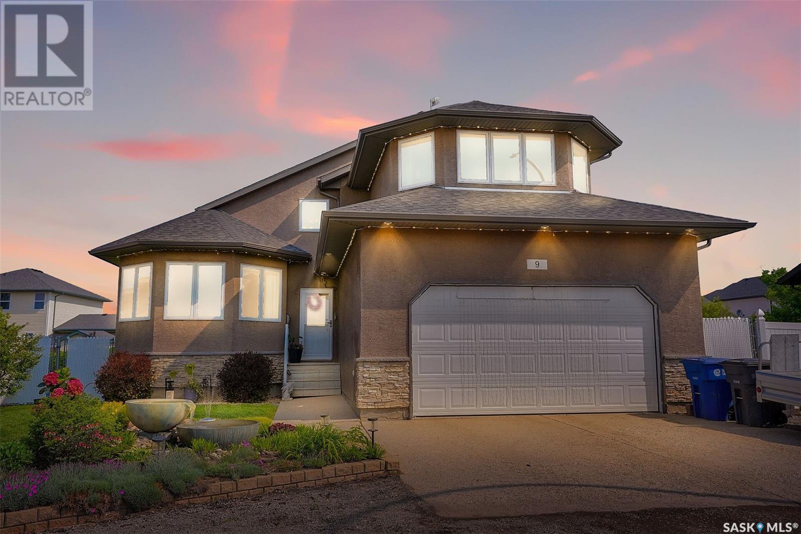 9 Brayden Bay, Grand Coulee, SK S4M 0A3