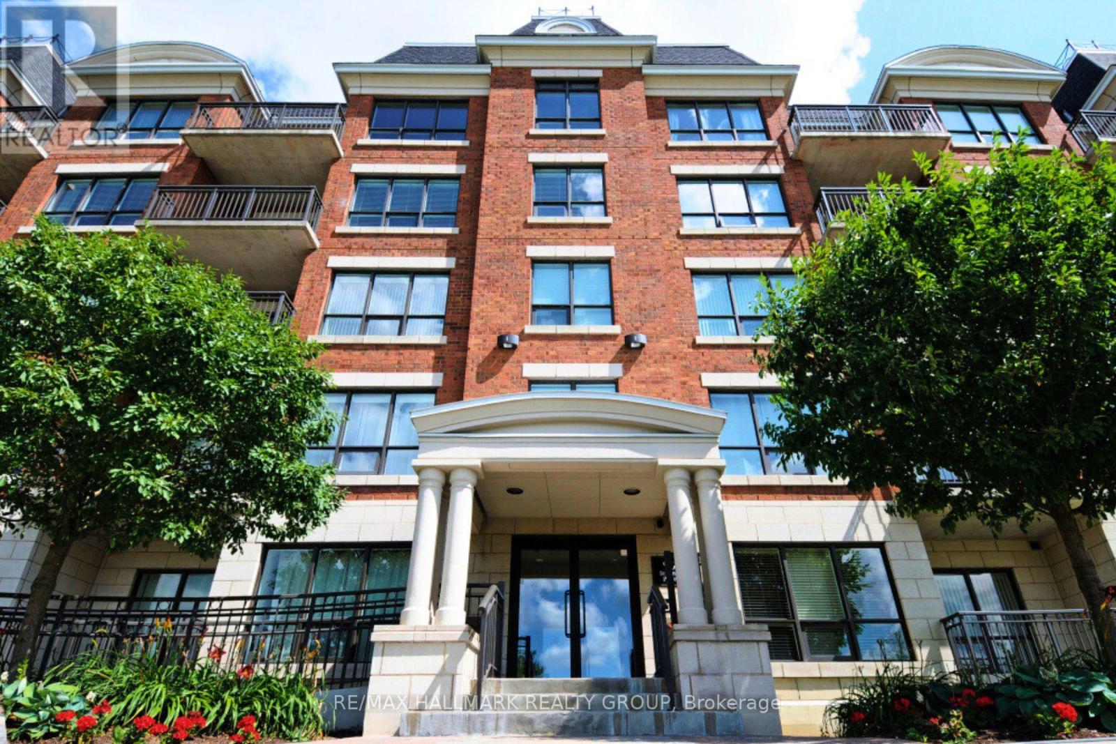 320 905 Beauparc Private, Ottawa, ON K1J 0A2
