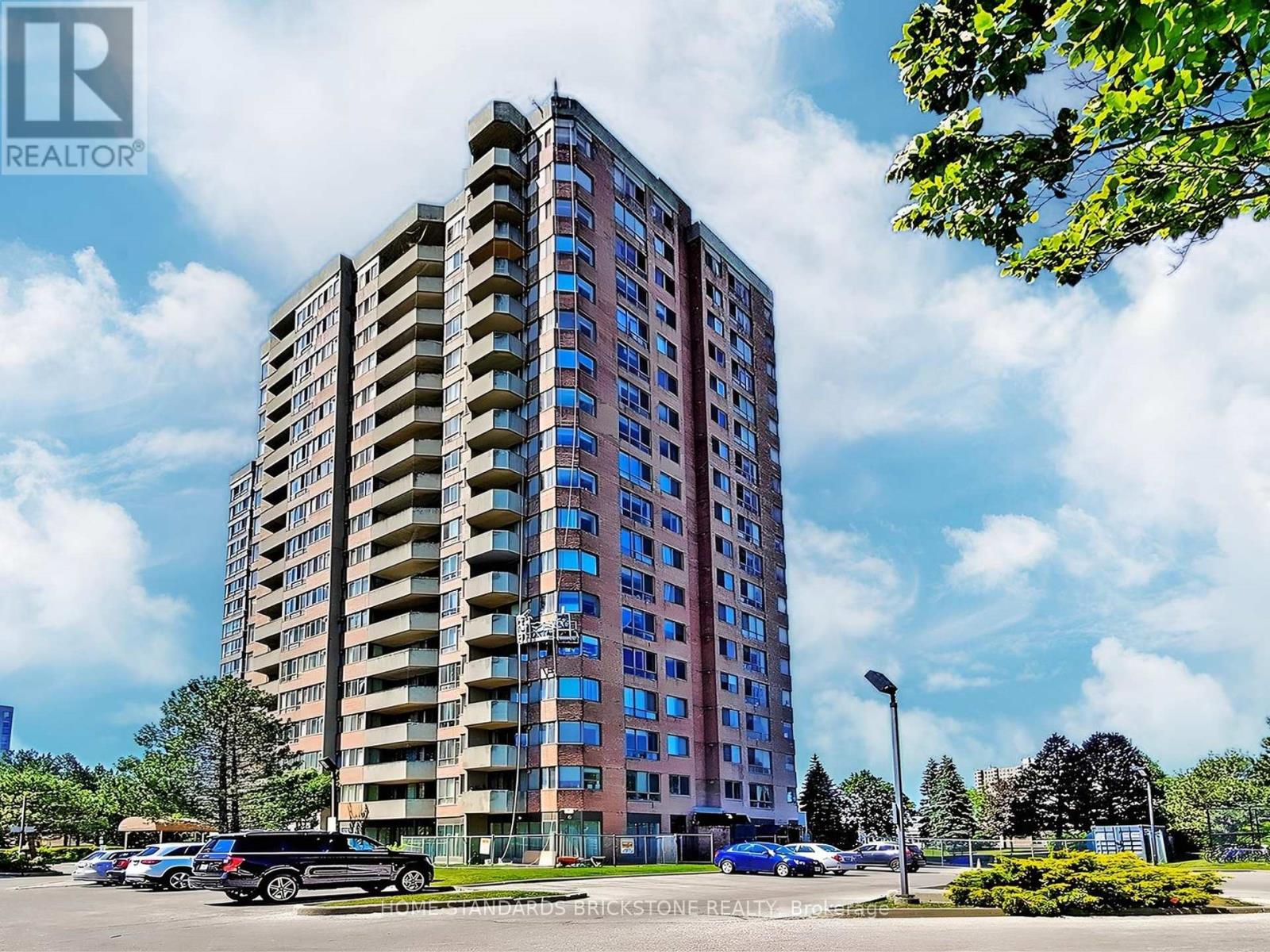 1705 30 Thunder Grv, Toronto, ON M1V 4A3