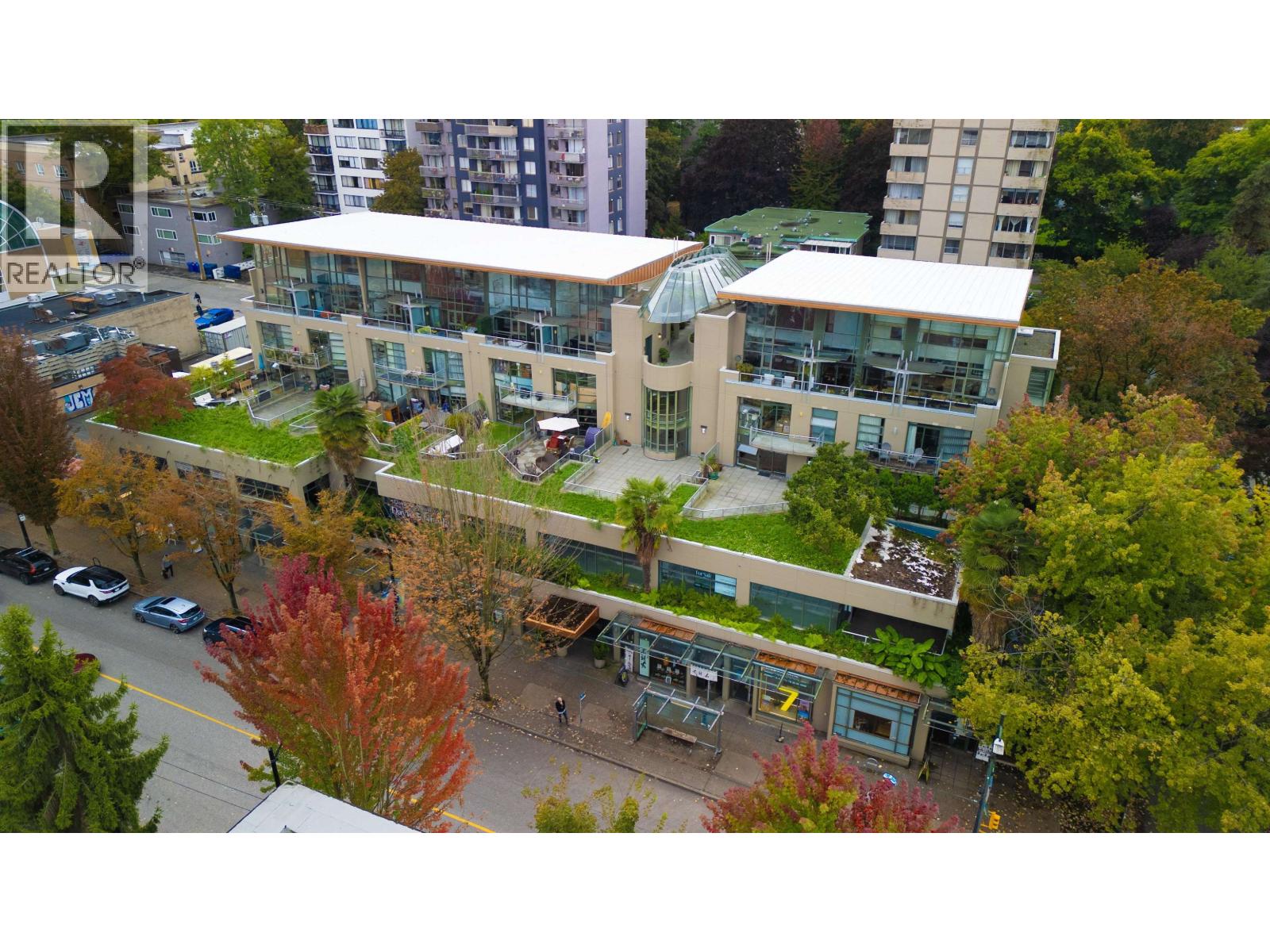 1688 Robson Street #ph4, Vancouver, BC V6G 1C7