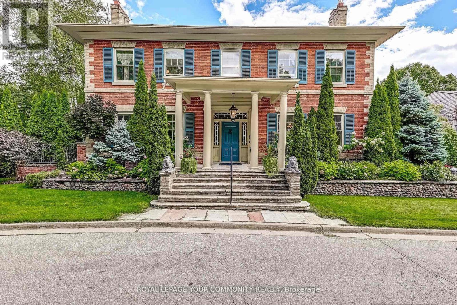 54 Cricklewood Cres, Markham, ON L3T 4T6