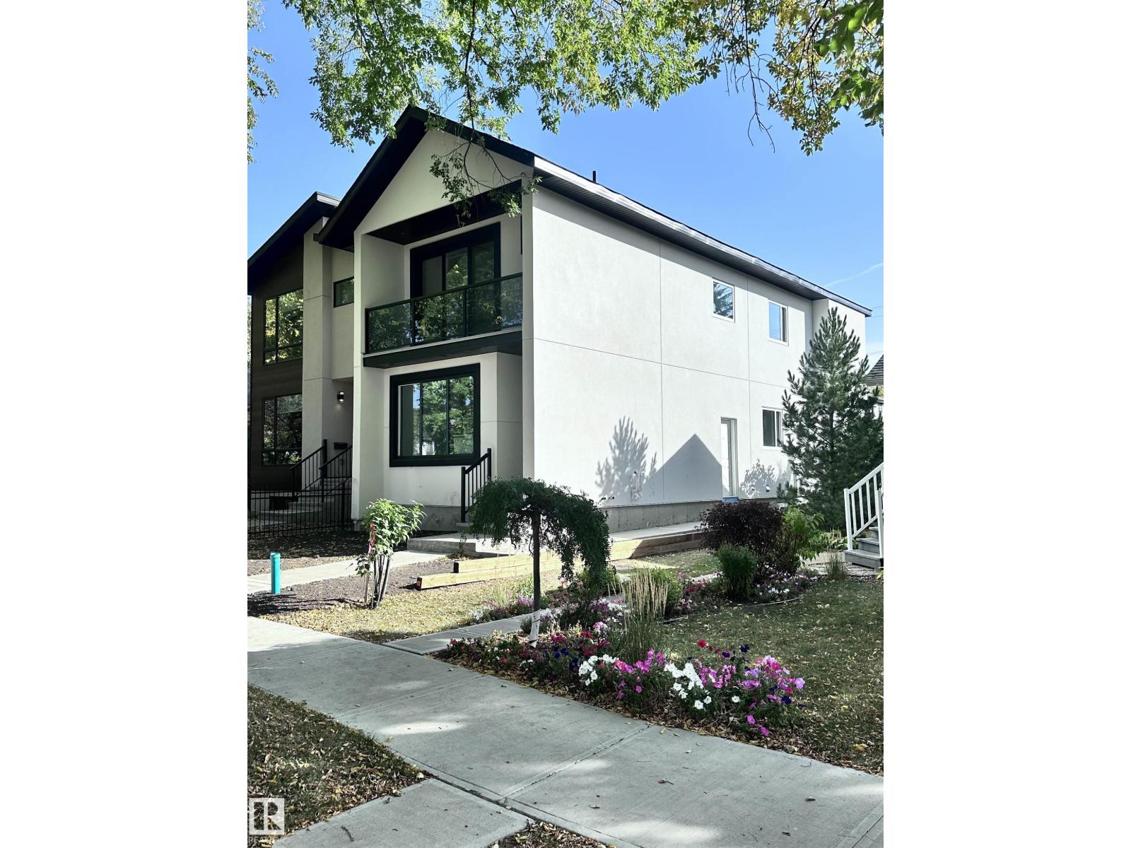 79 Av Nw Unit 10919, Edmonton, AB T6G 0P1