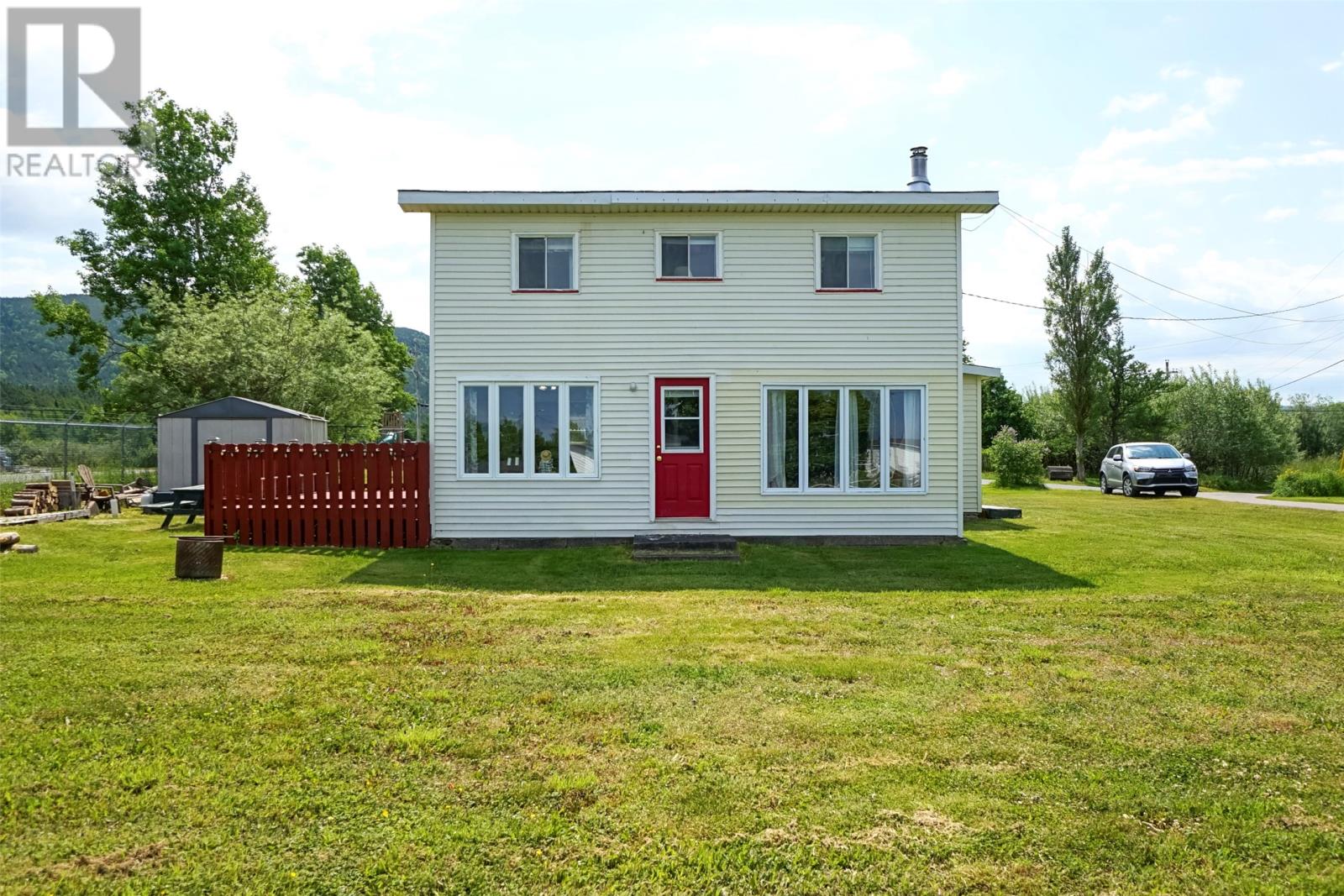 17-19 Bert Rowes Ln, Heart's Content, NL A0B 1Z0