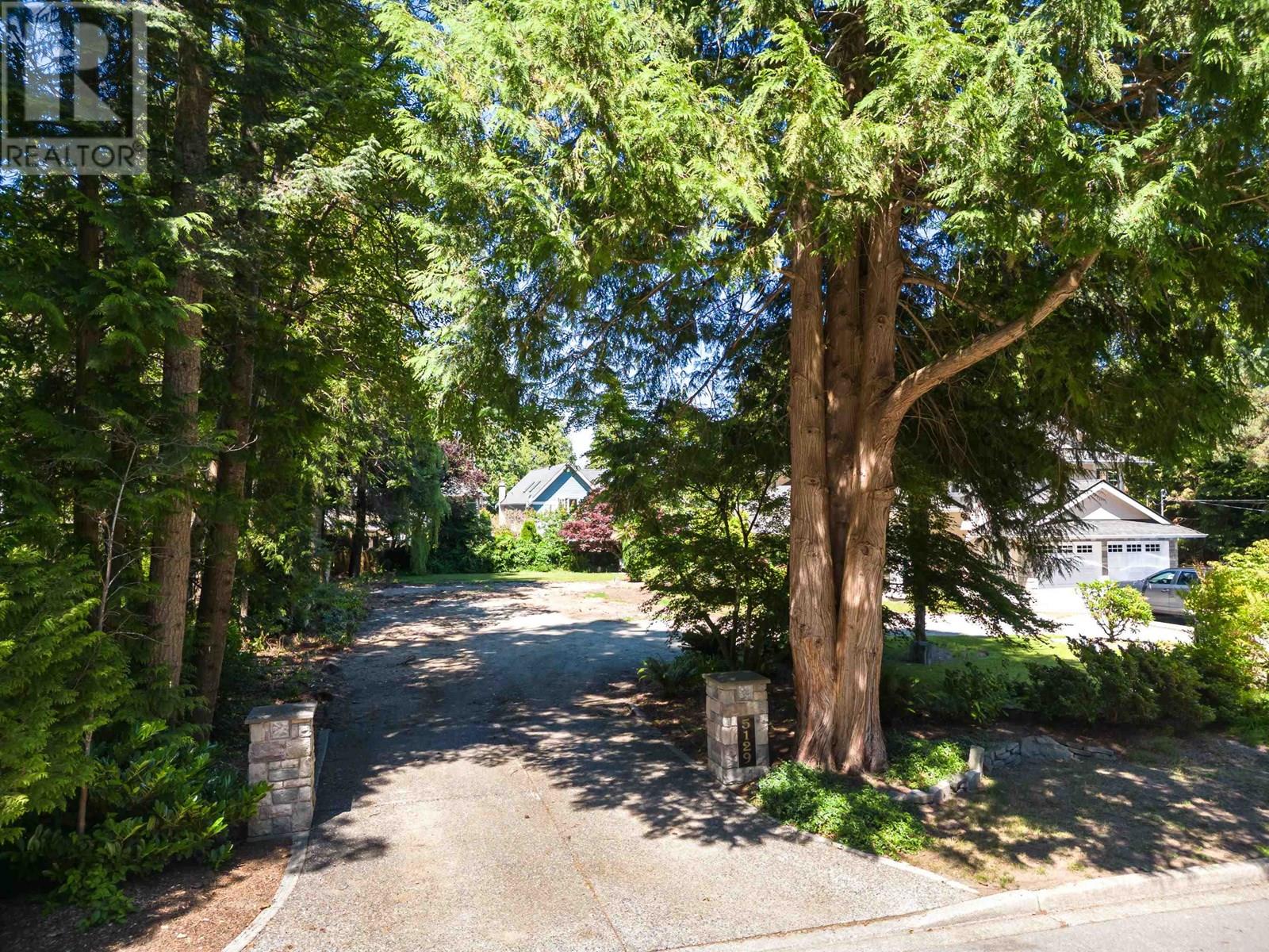 5125 1 Avenue, Delta, BC V4M 1B4