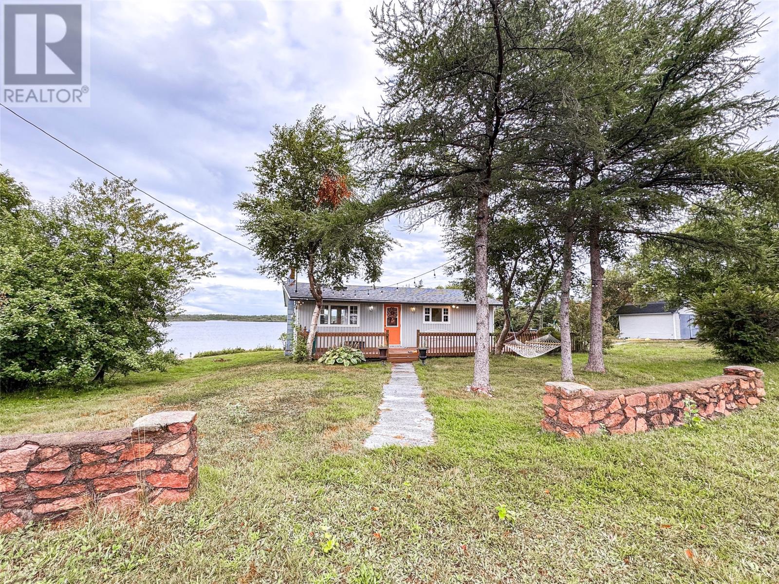 18 Old Rd, Grand Beach, NL A0E 0E2