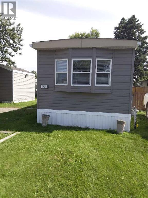 6220 17 Avenue Se Unit 95, Calgary, AB T2A 0W6