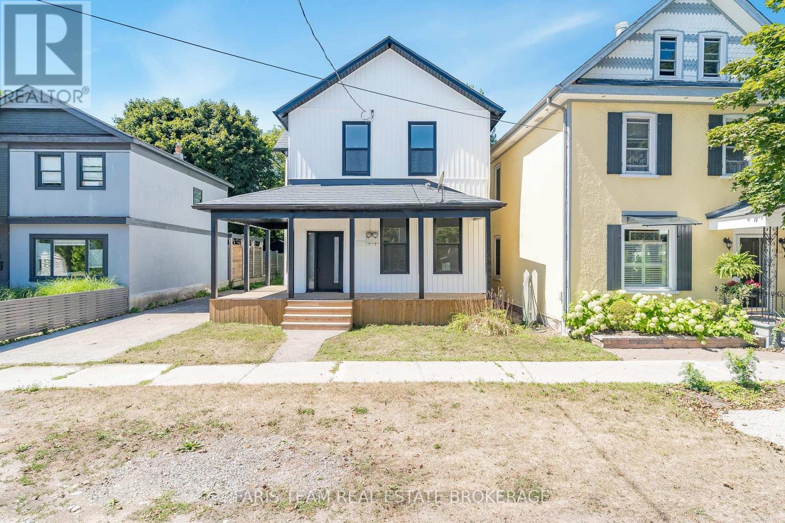 64 Birch St, Collingwood, ON L9Y 2V1
