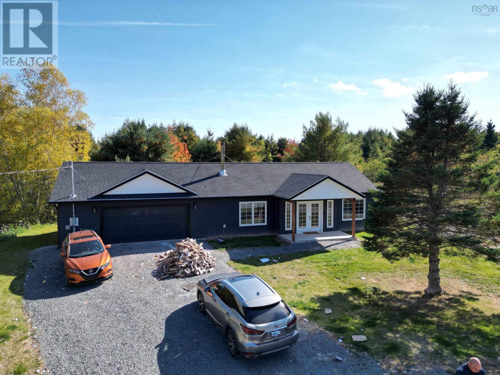 11 Matts Way, Enfield, NS B2T 1H9
