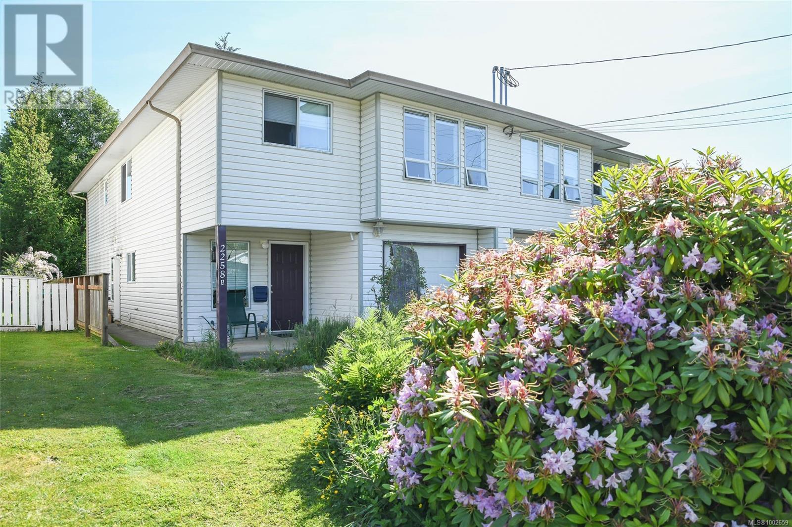 2258 Tull Avenue #a, Courtenay, BC V9N 7P6
