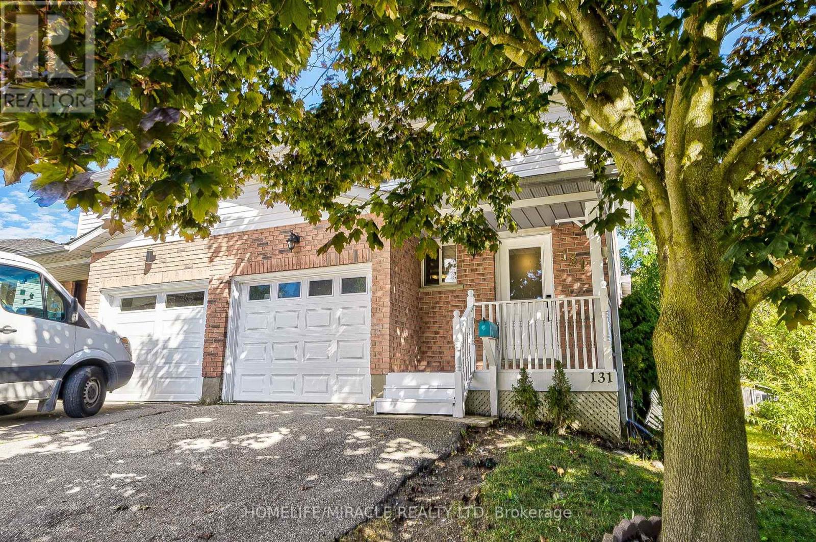 131 Poplar Dr, Cambridge, ON N3C 4B2