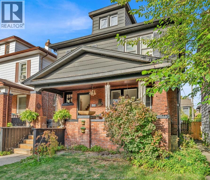 1232 Windermere Rd, Windsor, ON N8Y 3E8